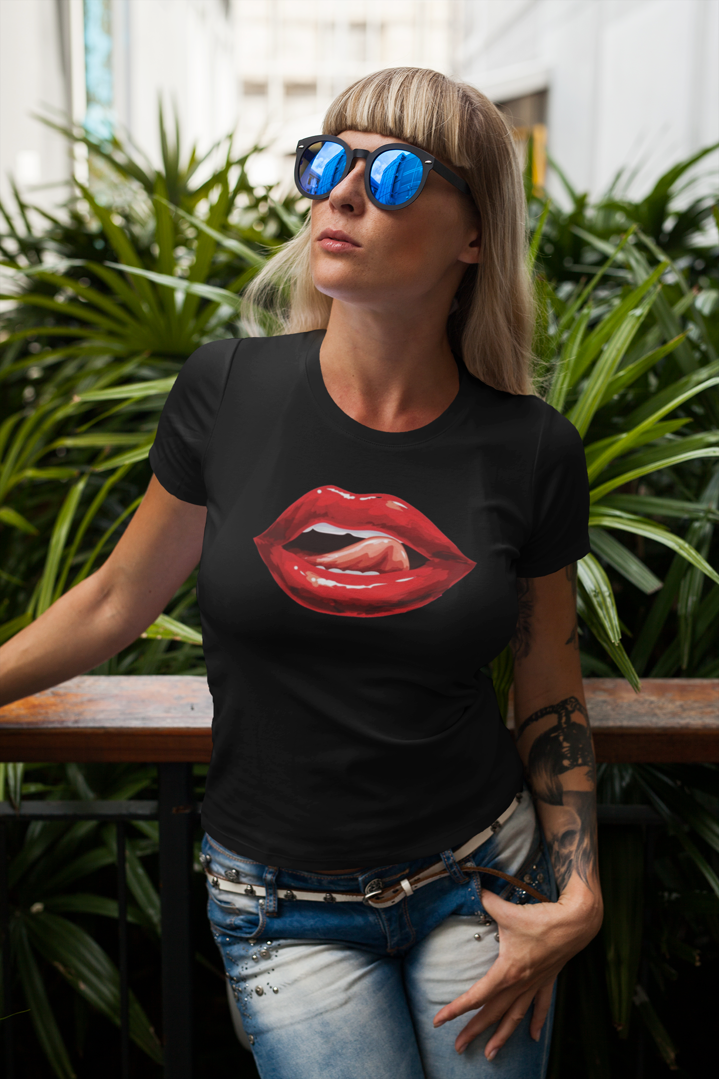 Premium Organic Shirt Women / hot lips